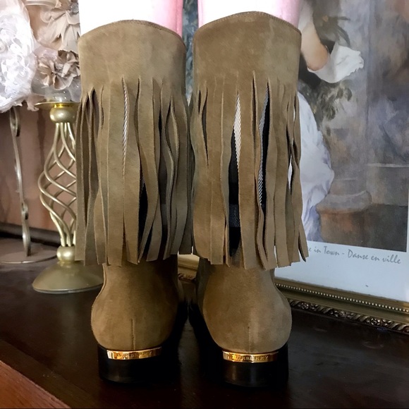 BURBERRY "NORLAND" TAN SUEDE FRINGE BOOT WITH NOVA CHECK TWILL PATTERN (36) - Picture 12 of 15